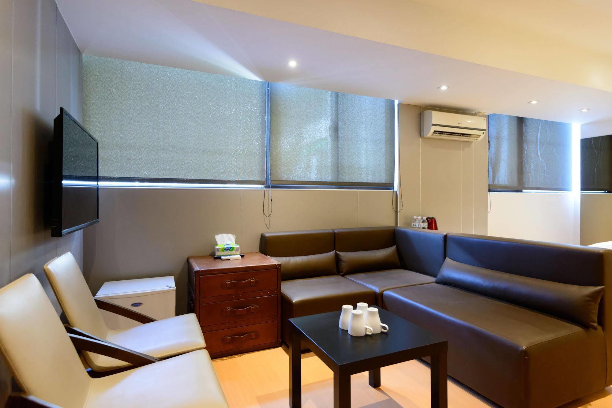 H106 Hao Zhu Inn Taipei Bagian luar foto